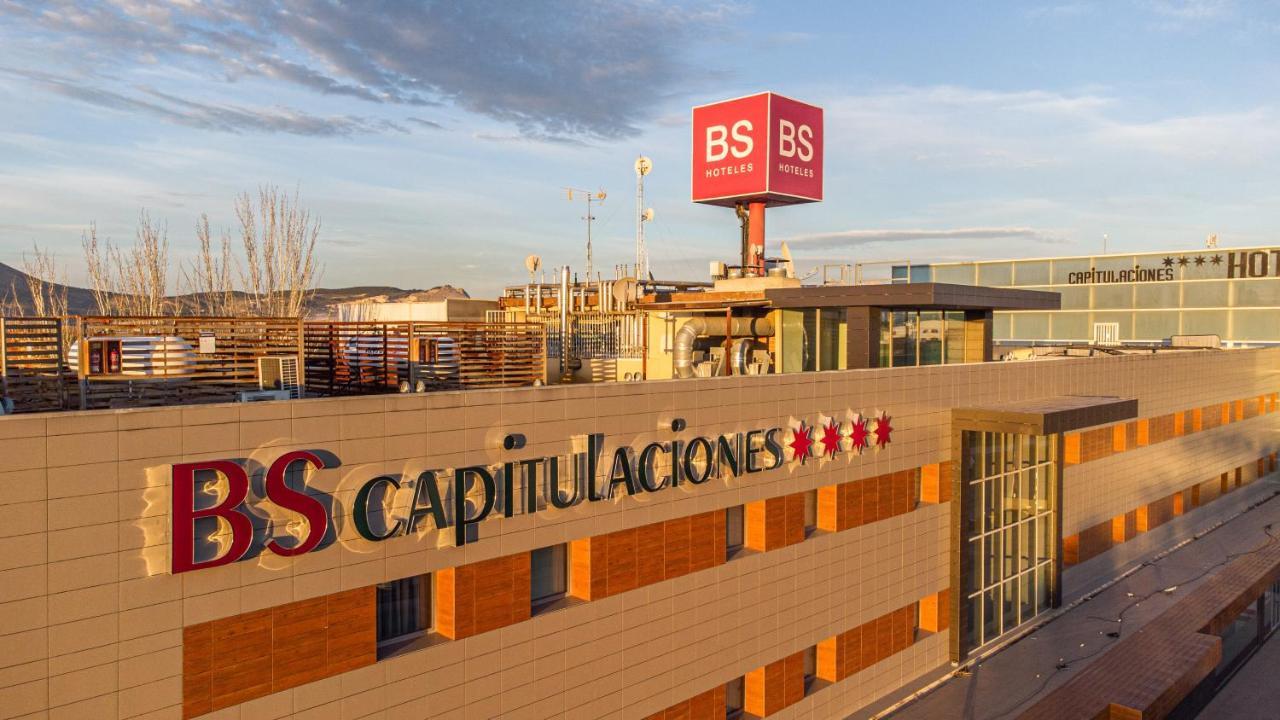 Bs Capitulaciones Santafé Eksteriør bilde